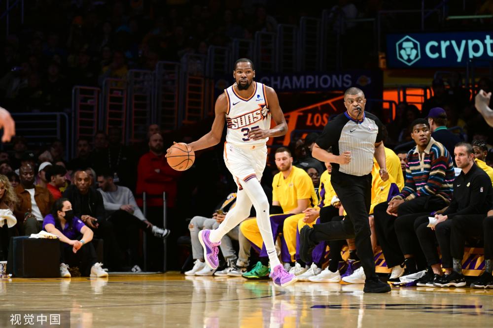 同时在比赛 同时在比赛